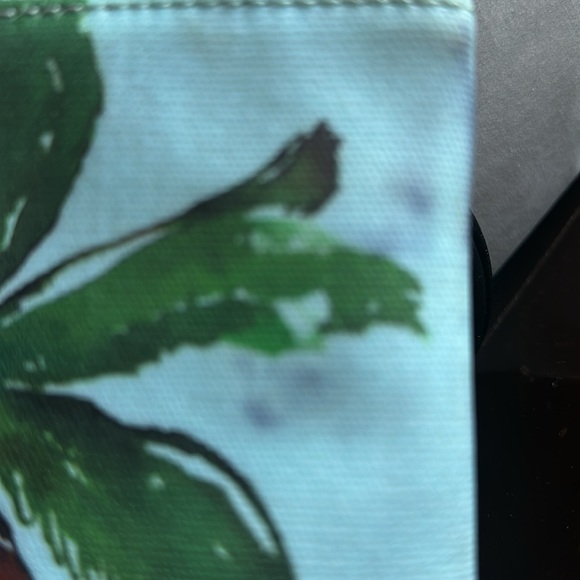 Kate Spade “I Need a Vacation” - Picture 3 of 3